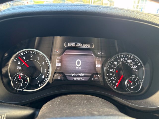 Used 2023 RAM 1500 Laramie AWD/4WD image 14