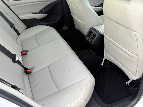 Used 2021 Honda Accord EX-L image 36