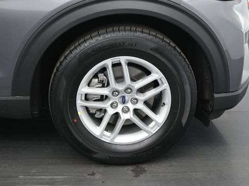 New 2026 Ford Explorer Active RWD image 22