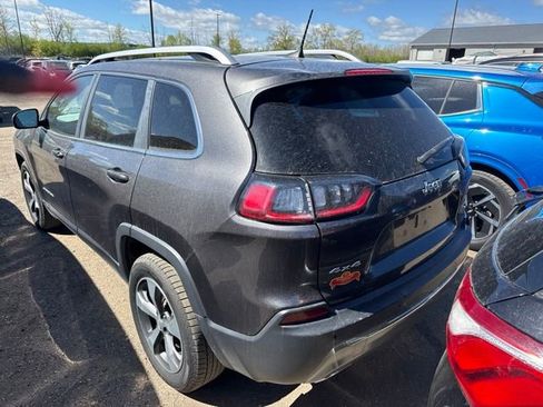 Used 2019 Jeep Cherokee Limited AWD/4WD image 7