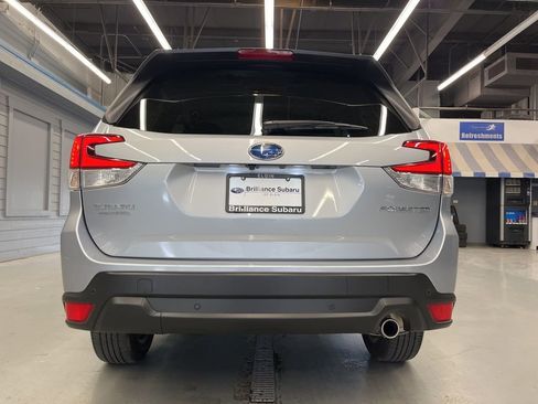 Certified 2024 Subaru Forester Limited image 7