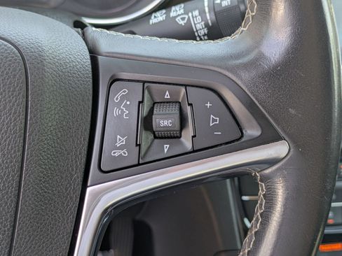 Used 2019 Buick Encore Preferred FWD image 20