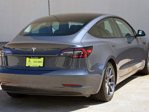 Used 2021 Tesla Model 3 Standard Range Plus image 49