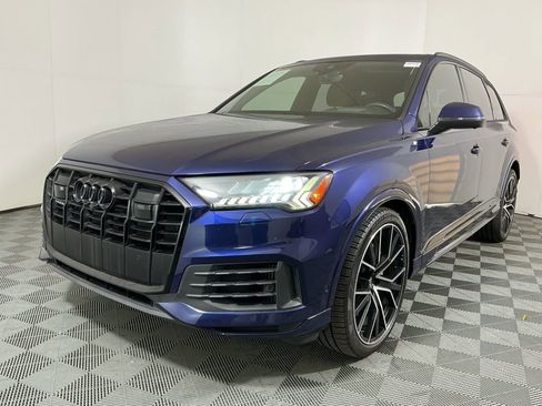 Used 2020 Audi Q7 3.0T Prestige w/ Prestige Package image 2