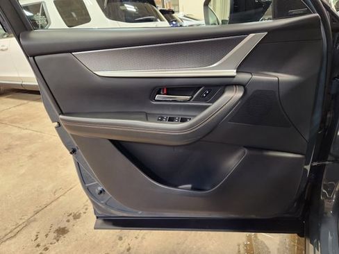 Certified 2025 MAZDA CX-70 Plug-In Hybrid w/ Premium Plus image 22