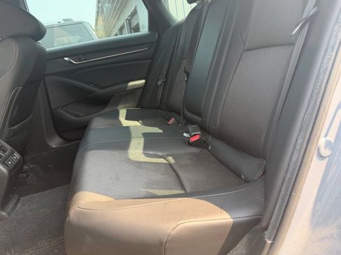 Used 2021 Honda Accord Sport image 11
