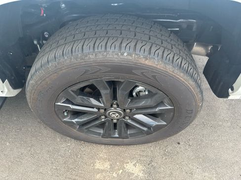 Used 2026 Toyota 4Runner Platinum AWD/4WD image 5