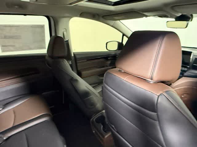 New 2027 Honda Odyssey Elite image 52