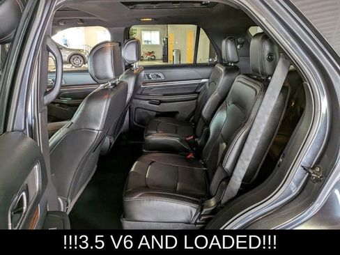 Used 2017 Ford Explorer Limited w/ Equipment Group 301A AWD/4WD image 18