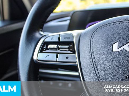 Used 2025 Kia Telluride S FWD image 26