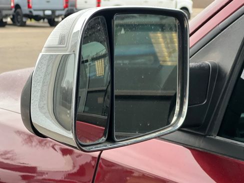 Used 2019 RAM 1500 Laramie AWD/4WD image 28
