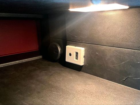 Used 2015 Chevrolet Equinox LT w/ Driver Convenience Package image 33