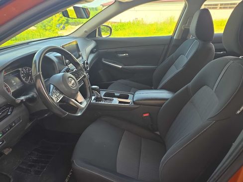 Used 2024 Nissan Sentra SR w/ Trunk Package FWD image 15