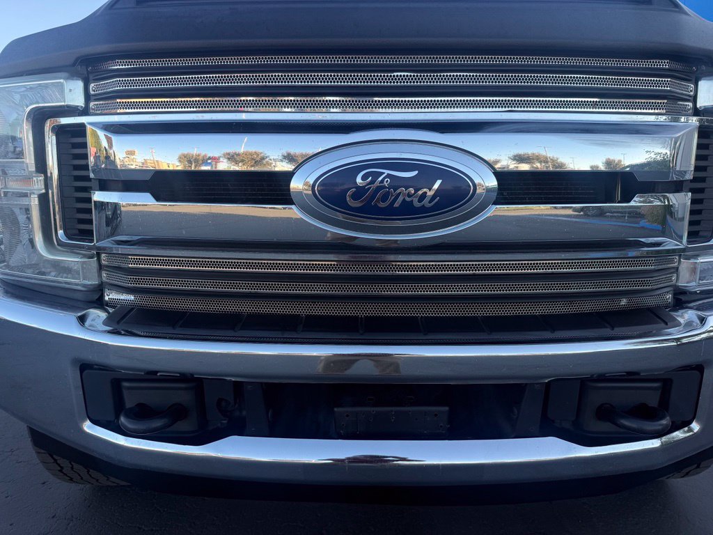 Used 2017 Ford F250 XLT AWD/4WD image 11