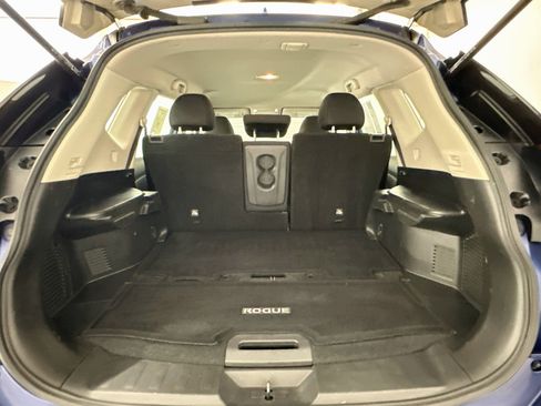 Used 2017 Nissan Rogue S AWD/4WD image 29