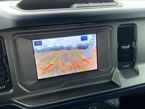 Used 2022 Ford Bronco Outer Banks image 24