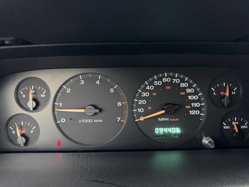 Used 2004 Jeep Grand Cherokee Laredo w/ Convenience Group image 13