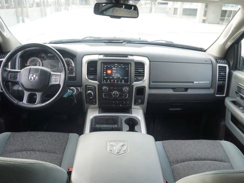 Used 2019 RAM 1500 Big Horn AWD/4WD image 6