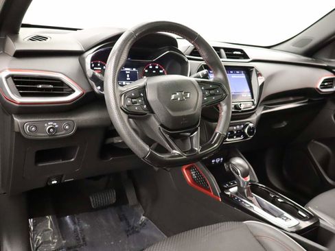 Used 2023 Chevrolet TrailBlazer RS w/ Sun and Liftgate Package image 14