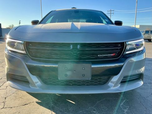 Used 2017 Dodge Charger SE w/ Power Sunroof Group image 9