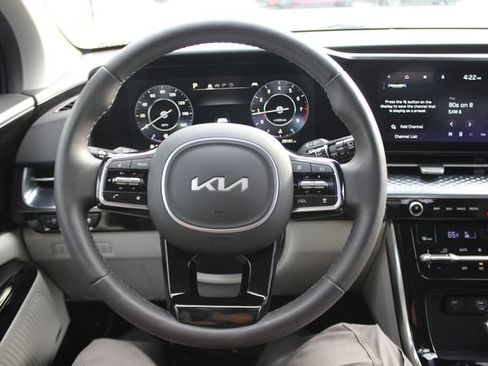 Used 2024 Kia Carnival SX Prestige FWD image 14