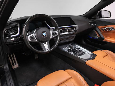 Used 2020 BMW Z4 M40i w/ Executive Package RWD image 58