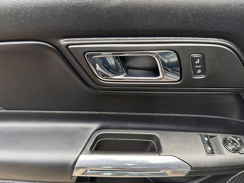 Used 2018 Ford Mustang Premium w/ Equipment Group 201A image 10