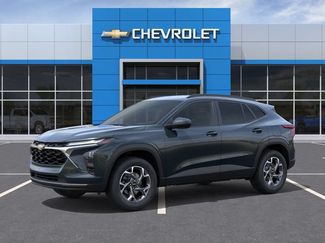 New 2026 Chevrolet Trax LT w/ Driver Confidence Package FWD video 2