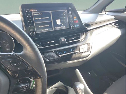 Used 2019 Toyota C-HR LE image 21