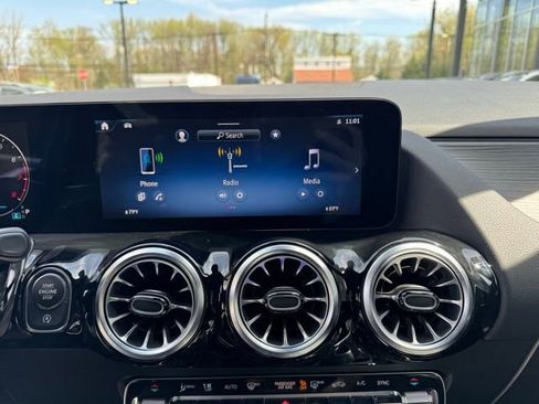 Used 2026 Mercedes-Benz GLA 250 4MATIC image 18