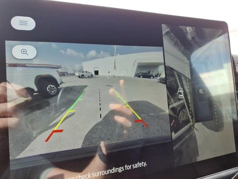 Used 2024 Ford Expedition Limited image 14