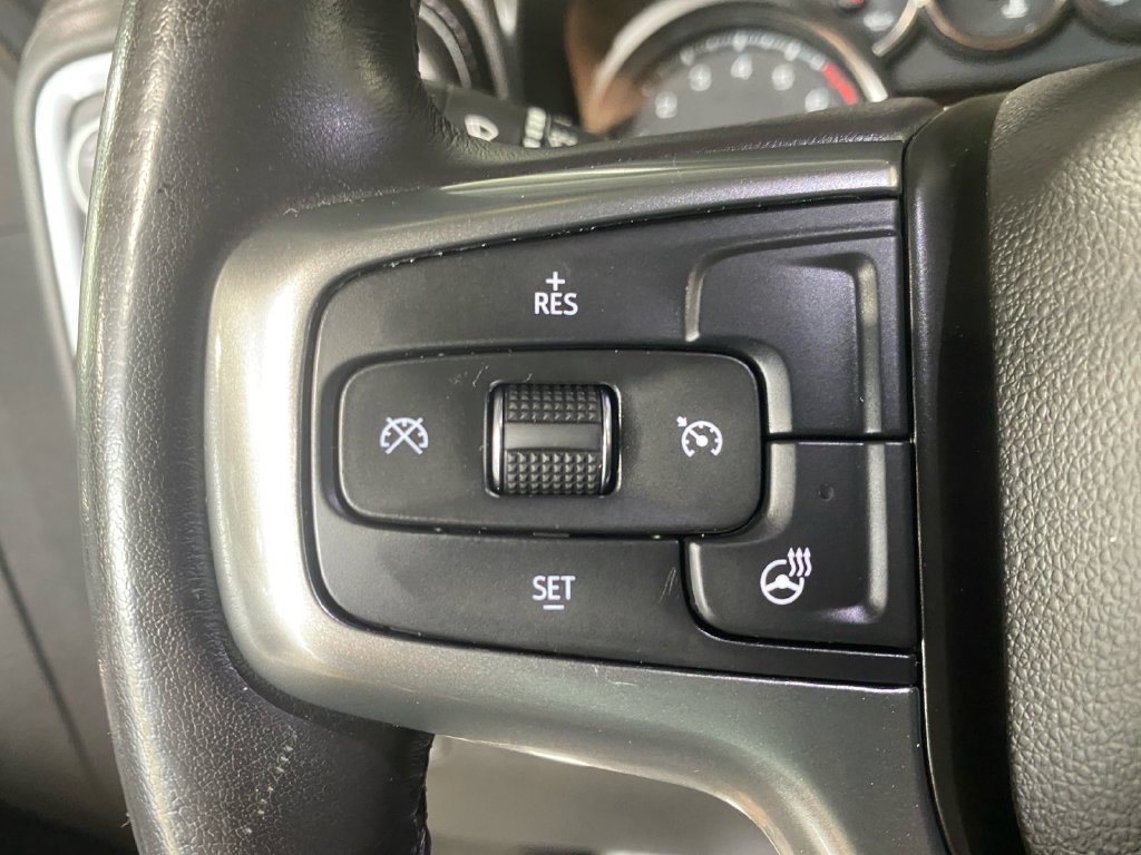 Used 2021 Chevrolet Silverado 1500 LT AWD/4WD image 31
