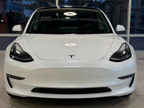 Used 2023 Tesla Model 3 Standard Range RWD image 2