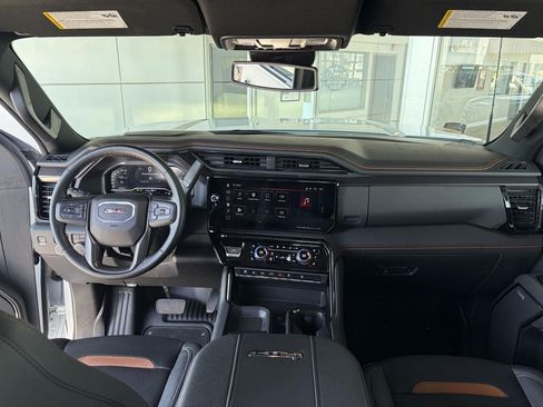 Used 2025 GMC Sierra 2500 AT4 AWD/4WD image 22