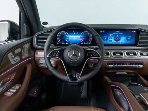 New 2026 Mercedes-Benz GLE 580 4MATIC image 17
