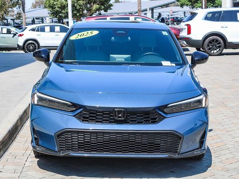 Used 2025 Honda Civic Sport image 2