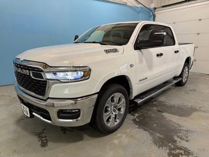 New 2026 RAM 1500 4x4 Crew Cab