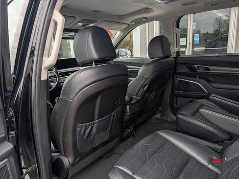 Used 2022 Kia Telluride SX w/ SX Prestige Package AWD/4WD image 17