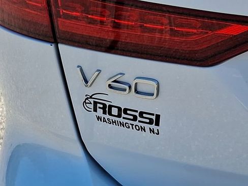 Used 2021 Volvo V60 T5 Cross Country w/ Climate Package AWD/4WD image 32