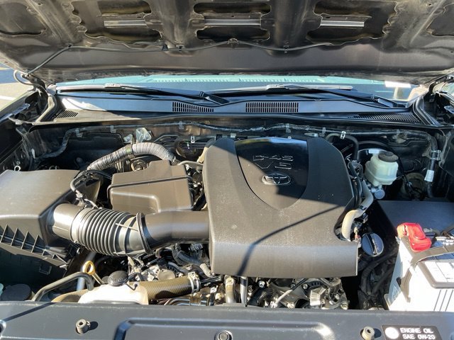 Used 2016 Toyota Tacoma TRD Sport w/ Towing Package RWD image 15