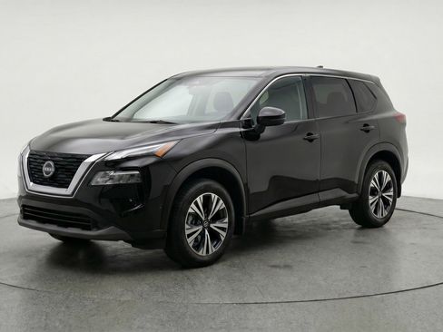 Used 2023 Nissan Rogue SV AWD/4WD image 3