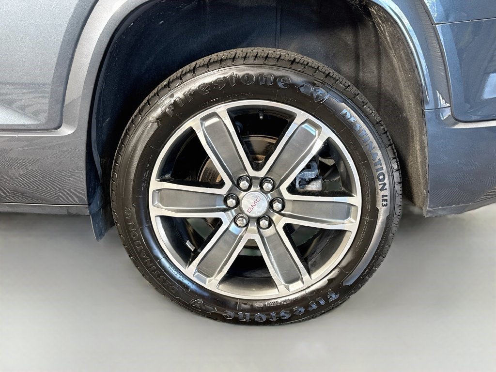 Used 2019 GMC Acadia Denali AWD/4WD image 36