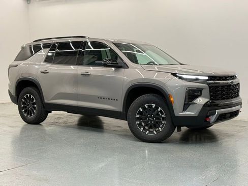 New 2026 Chevrolet Traverse Z71 AWD/4WD image 2