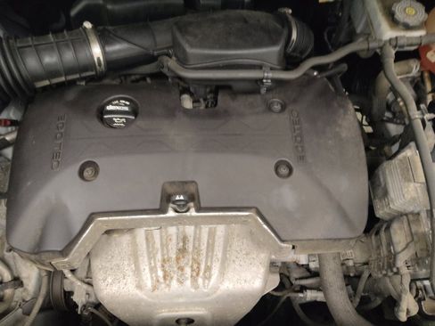 Used 2018 GMC Acadia SLE FWD image 30