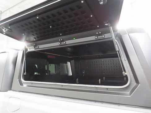 Used 2020 Jeep Gladiator Rubicon w/ Uconnect 4C Nav & Sound Group image 42