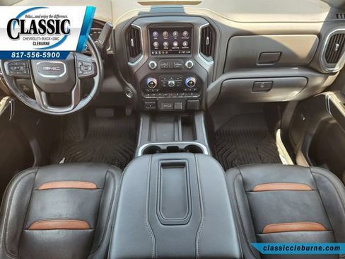 Used 2020 GMC Sierra 1500 AT4 w/ AT4 Premium Package AWD/4WD image 2