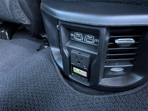 Used 2024 RAM 2500 Laramie image 17