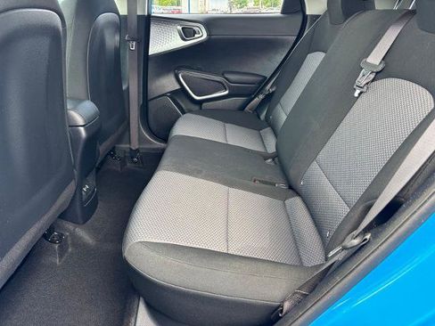 Used 2024 Kia Soul S FWD image 16