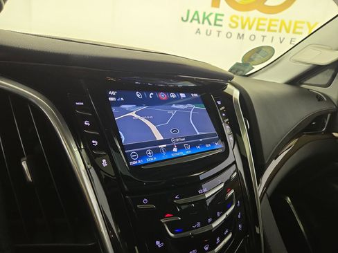 Used 2020 Cadillac Escalade Luxury image 22