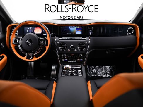 New 2026 Rolls-Royce Cullinan AWD/4WD image 40